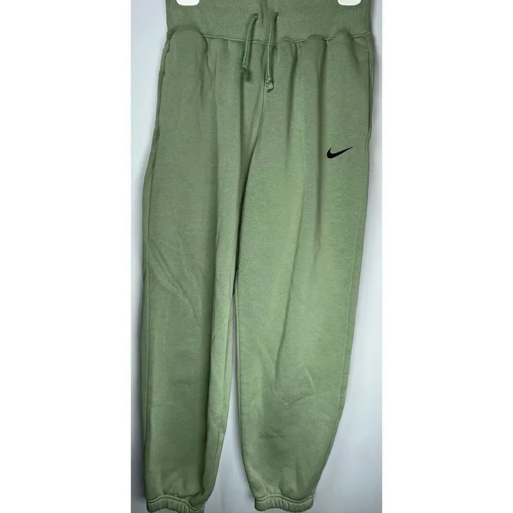 Nike green jogger sweat pants size small